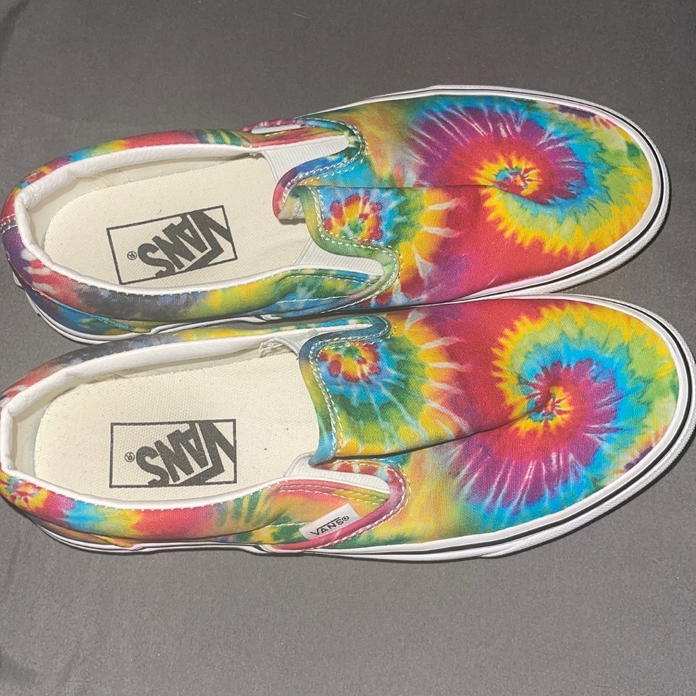 tye dye vans